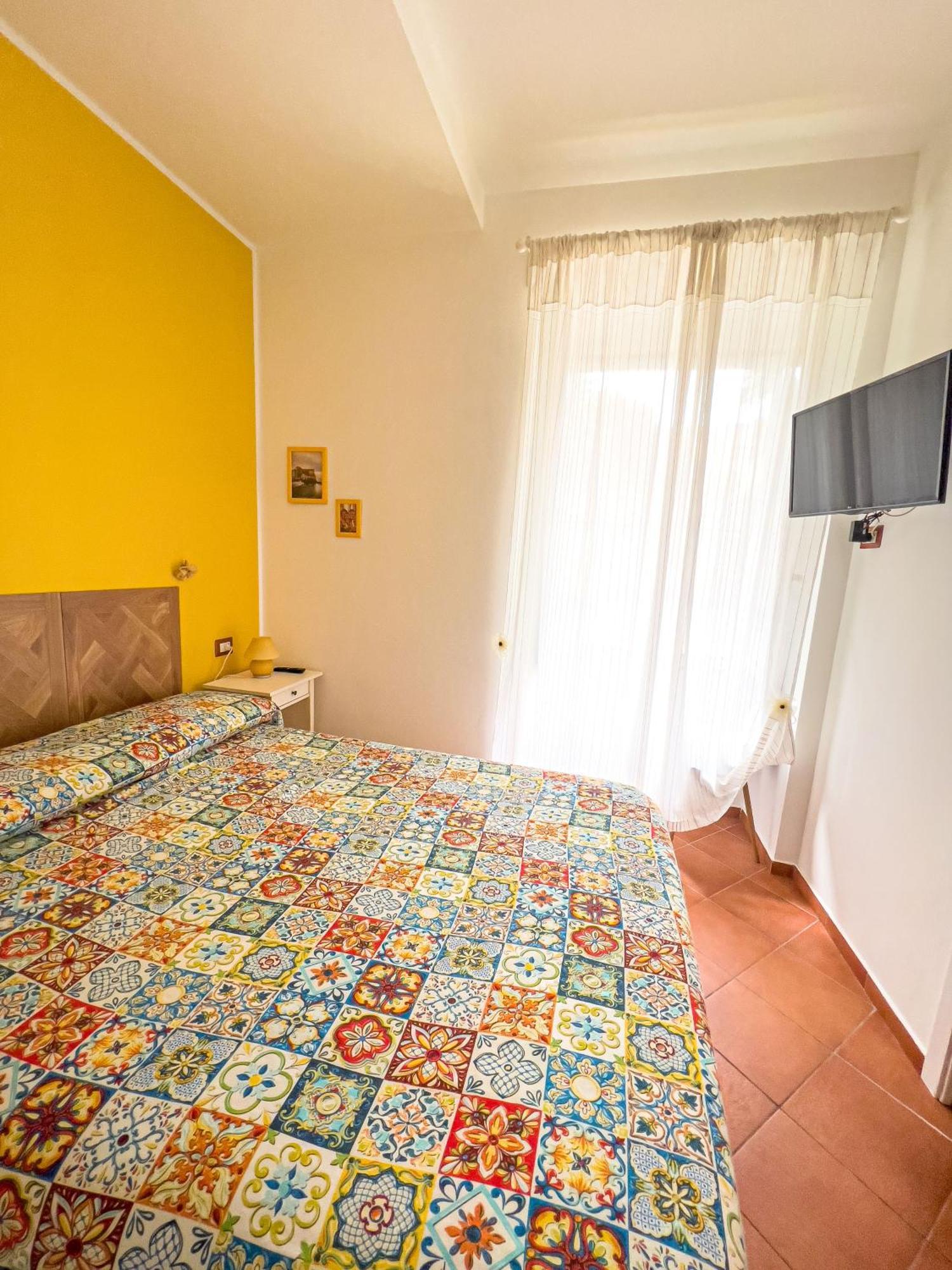 Giallo Napoli ภายนอก รูปภาพ