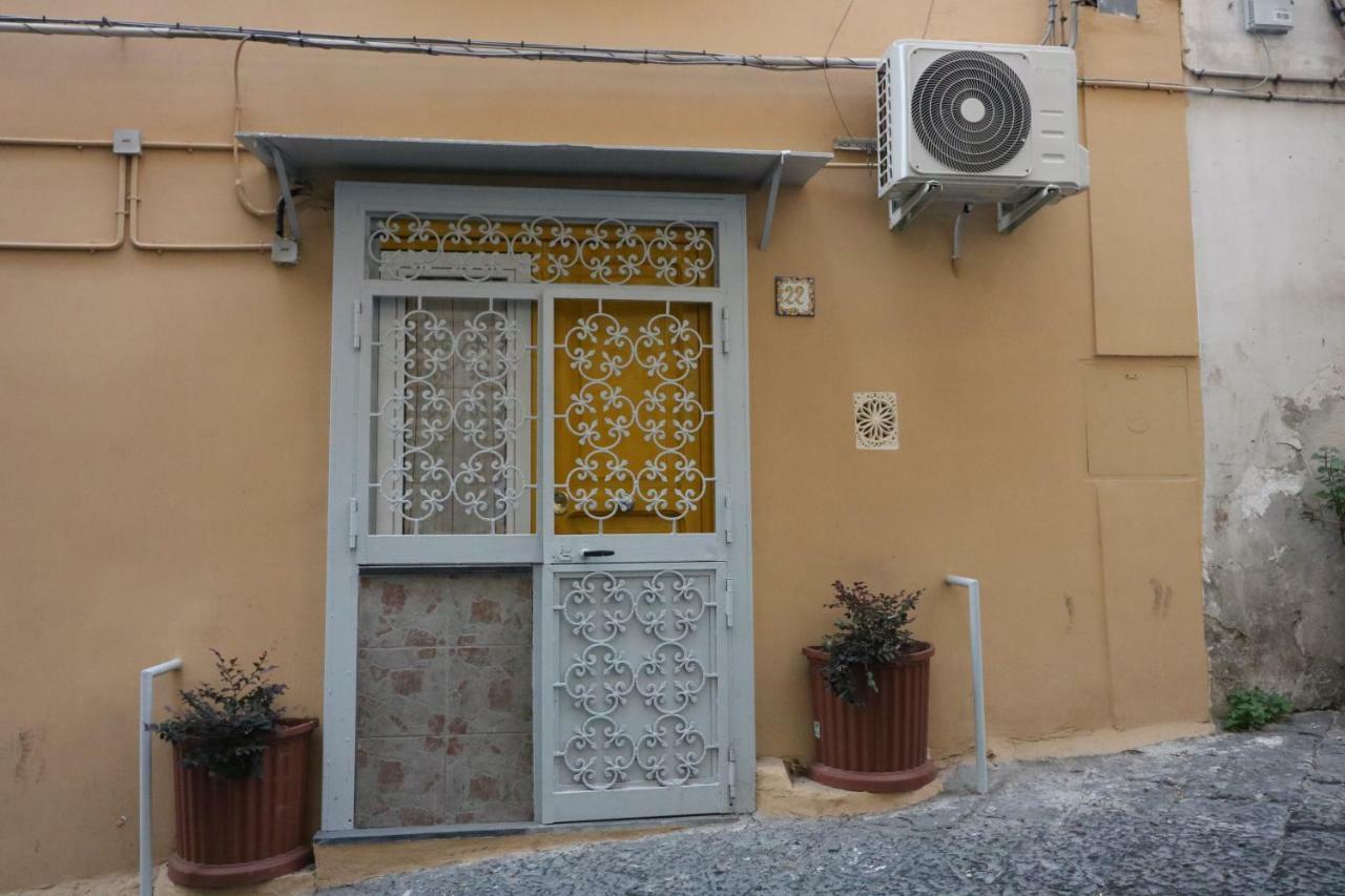 Giallo Napoli ภายนอก รูปภาพ